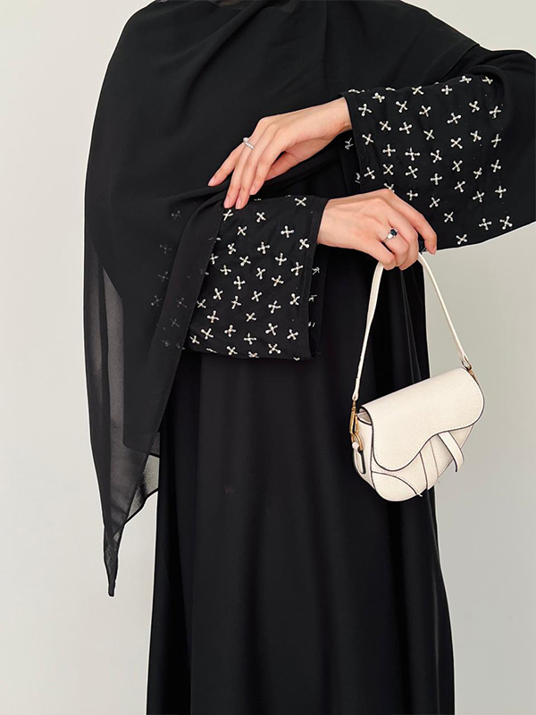 MOONLIT CHARM - Image 4